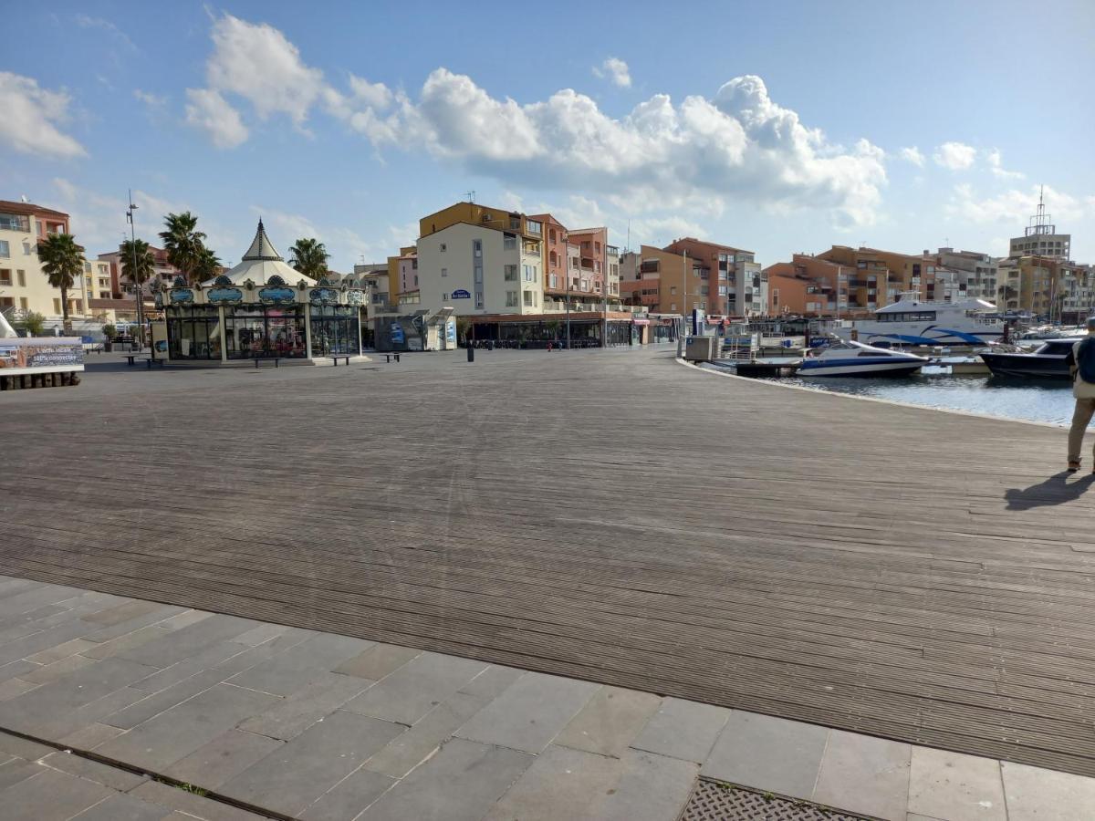 Port Brescou, T3 En Duplex Climatise, Superbe Vue Sur Le Port Lägenhet Agde Exteriör bild